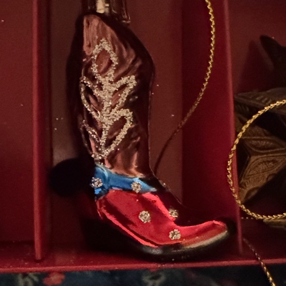 NIB Western-Themed Christmas Ornaments set of 12 - Picture 3 of 8